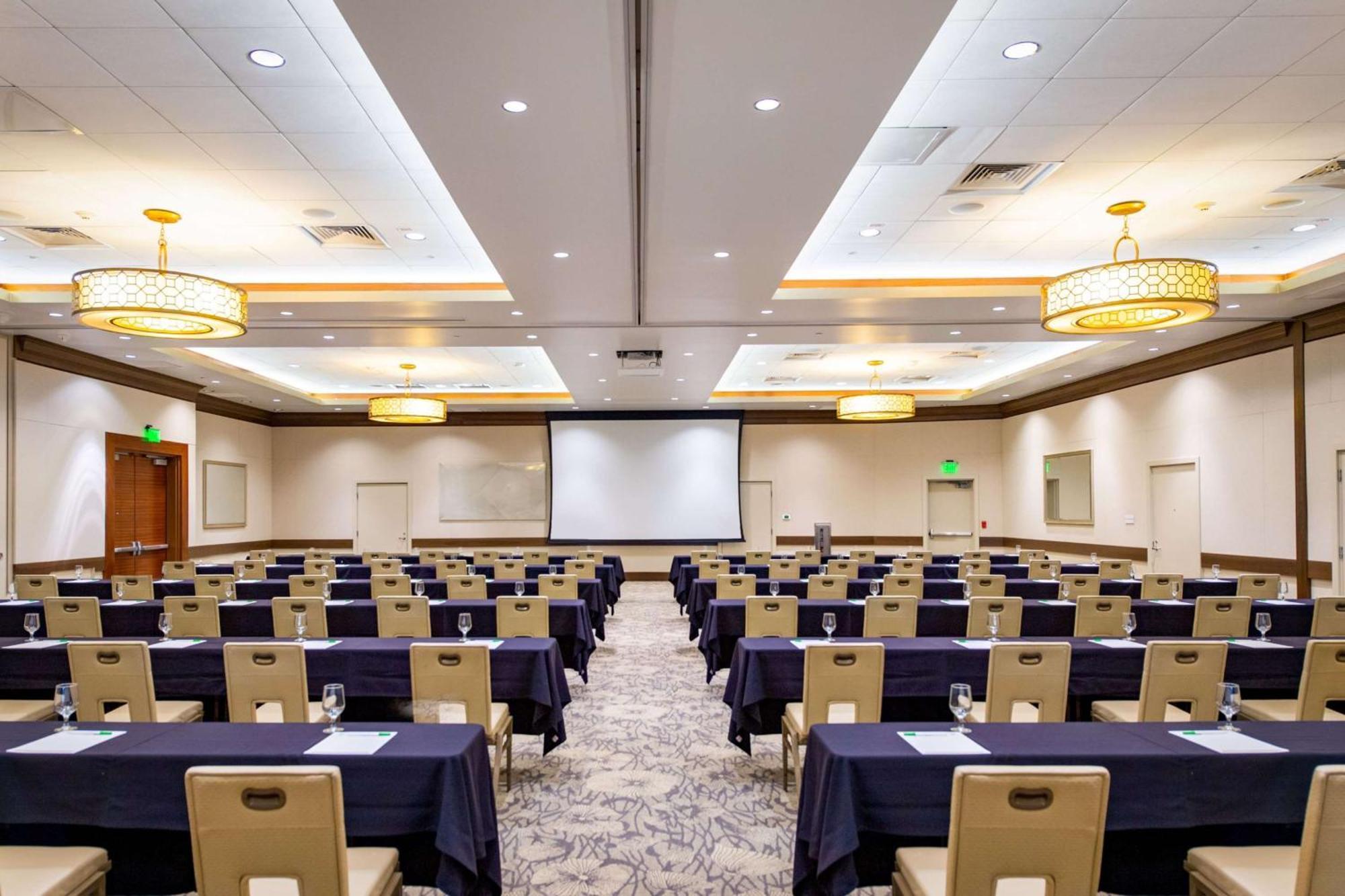 Doubletree By Hilton San Diego Bayside Екстериор снимка