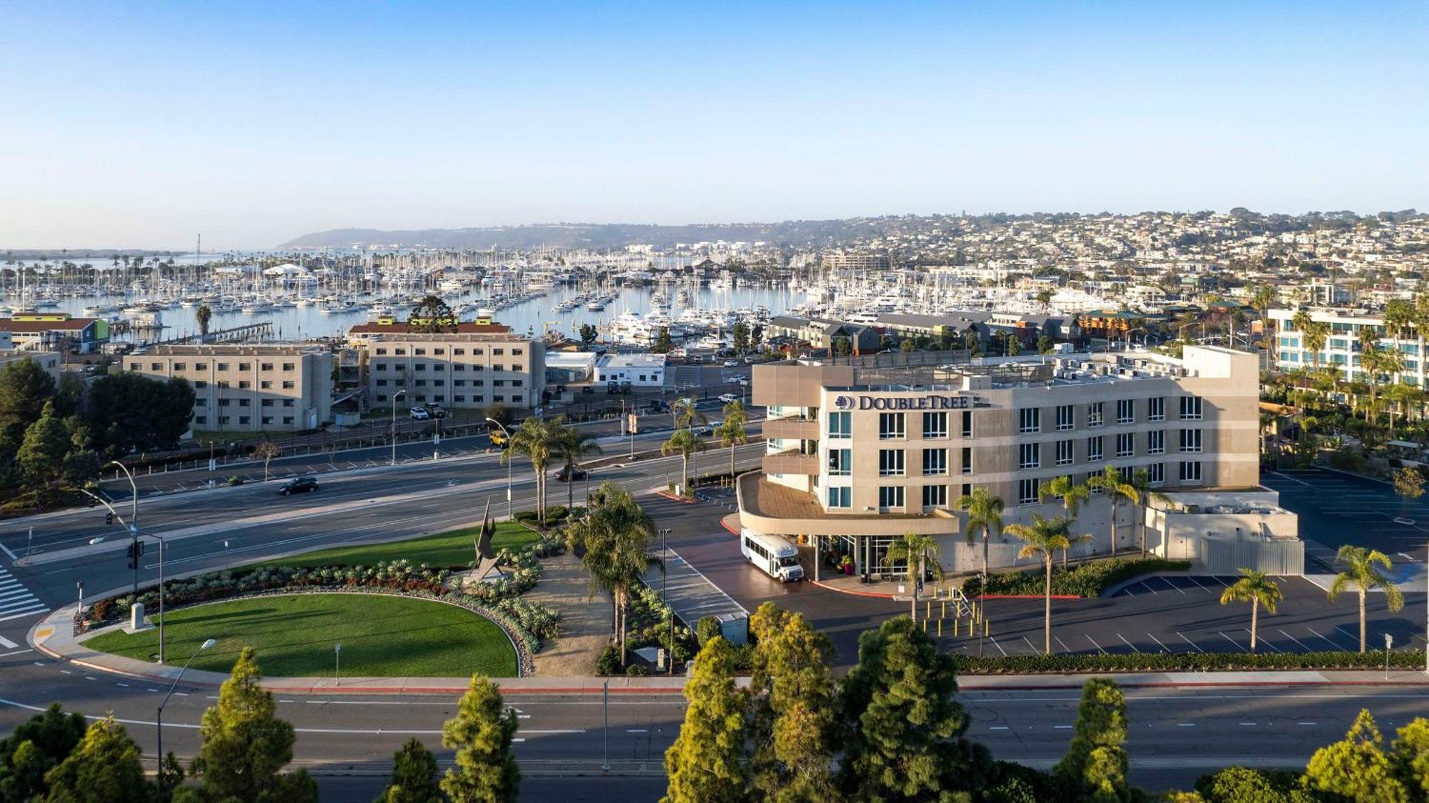 Doubletree By Hilton San Diego Bayside Екстериор снимка